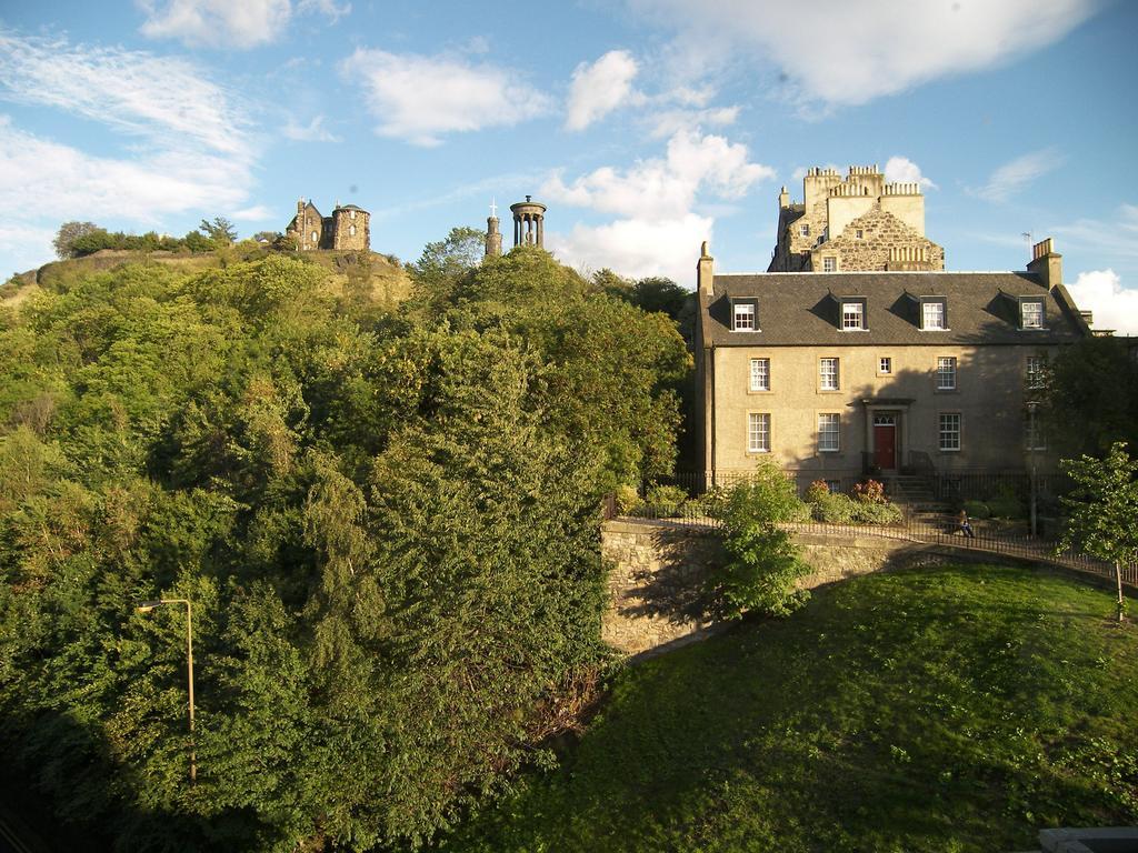 Central Calton Hill What A View Edinburgh Bilik gambar